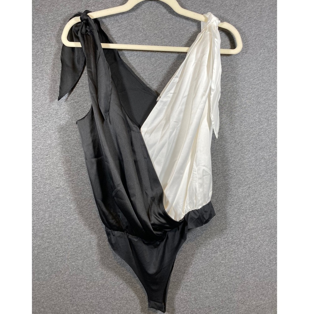 Dance Women Black White Satin Colorblock Tie Shoulder V-Neck Bodysuit L NEW